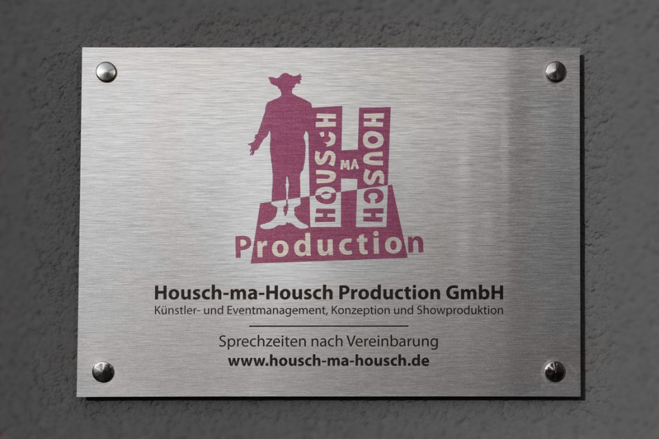 housch-ma-housch-production-gmbh-schild